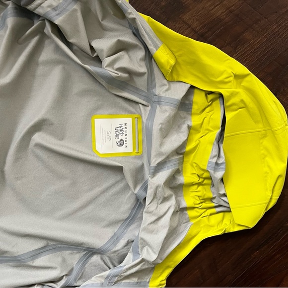 Mountain Hardware Hooded Full Zip Rain Jacket - Picture 9 of 10